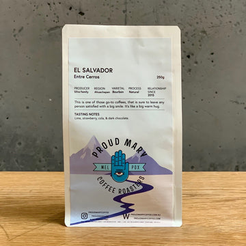 El Salvador | Entre Cerros | Natural